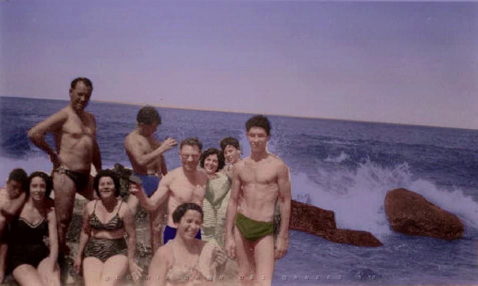 203 LA FAMILLE AU GENETS.jpg